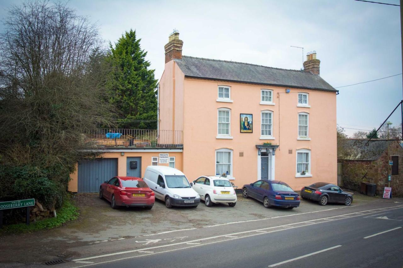 The Benbow Inn At Ruyton-Xi-Towns Eksteriør billede